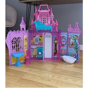 Pop-up foldable palace for Disney princess barbies
